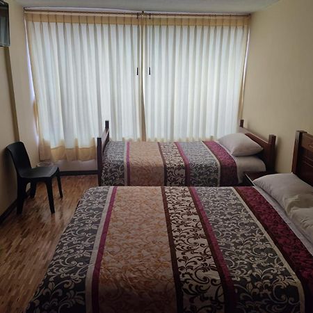 Hostal El Confort Quito Norte Zewnętrze zdjęcie