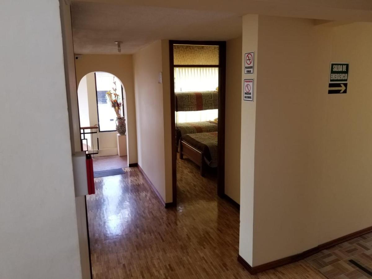Hostal El Confort Quito Norte Zewnętrze zdjęcie