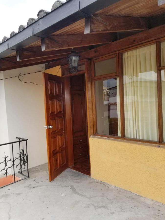 Hostal El Confort Quito Norte Zewnętrze zdjęcie
