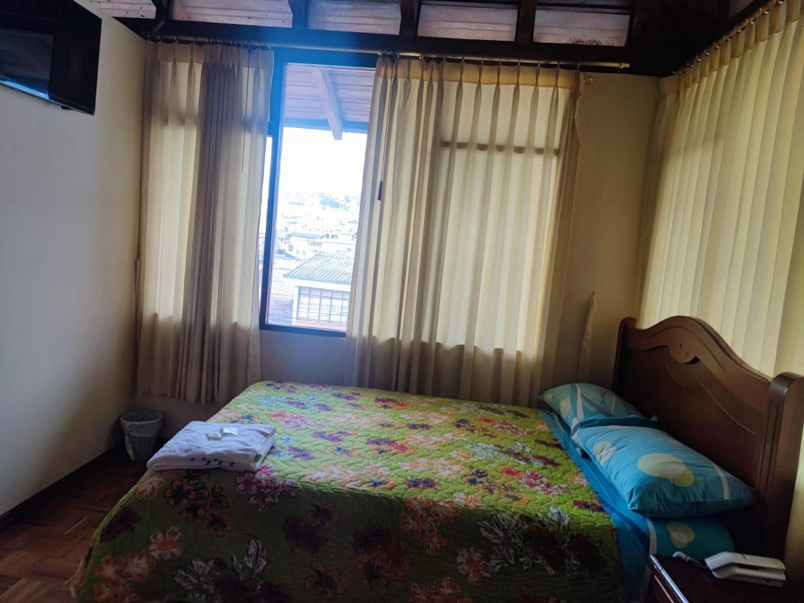 Hostal El Confort Quito Norte Zewnętrze zdjęcie